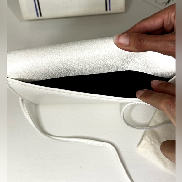 Yves Saint Laurent Vintage Envelope Convertible Crossbody EUC - Picture 16 of 16